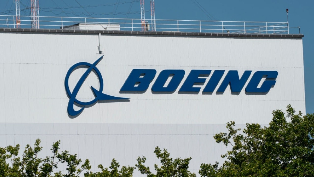 FAA certifies new Boeing passenger plane, opening up possible new routes | ChicagoLIVE