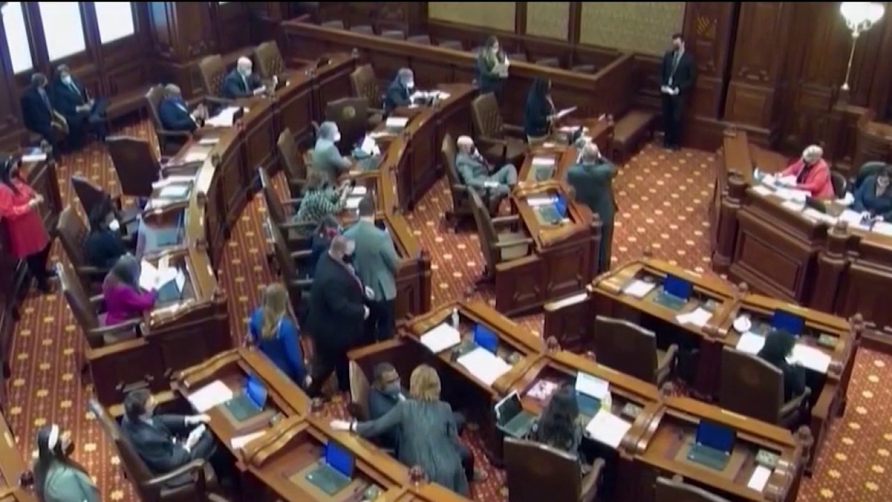 Bears meet with state lawmakers, Broadview Six back in court | The Chicago Report
