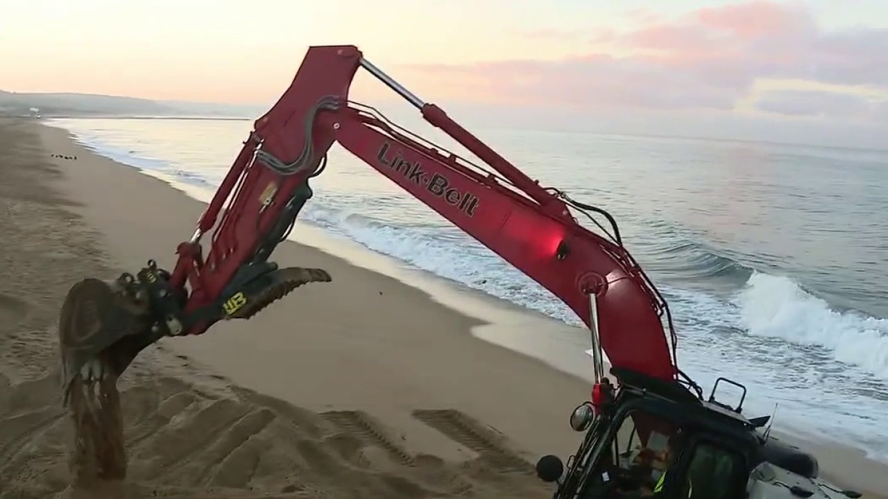 Newport Beach races to protect shoreline ahead of Tropical Storm Marie
