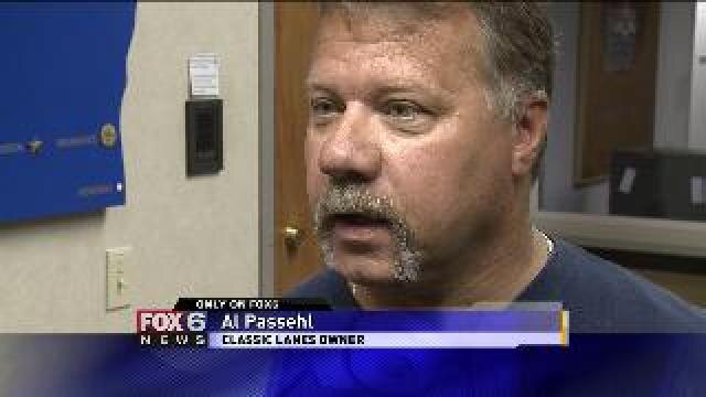 FBI honors bowling alley owner after Sikh Temple shooting