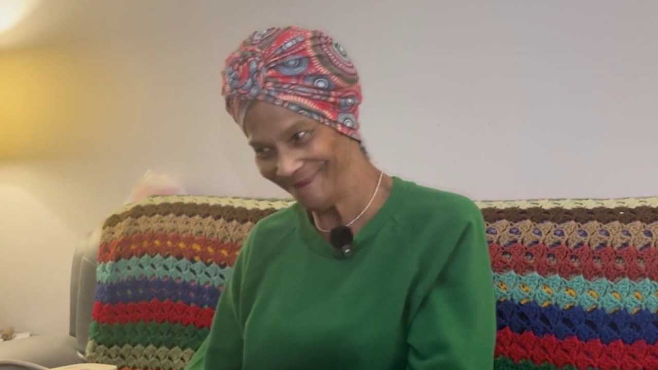 70-year-old Chicago woman gets fresh start after FOX 32 report: 'I'm on top of the world'