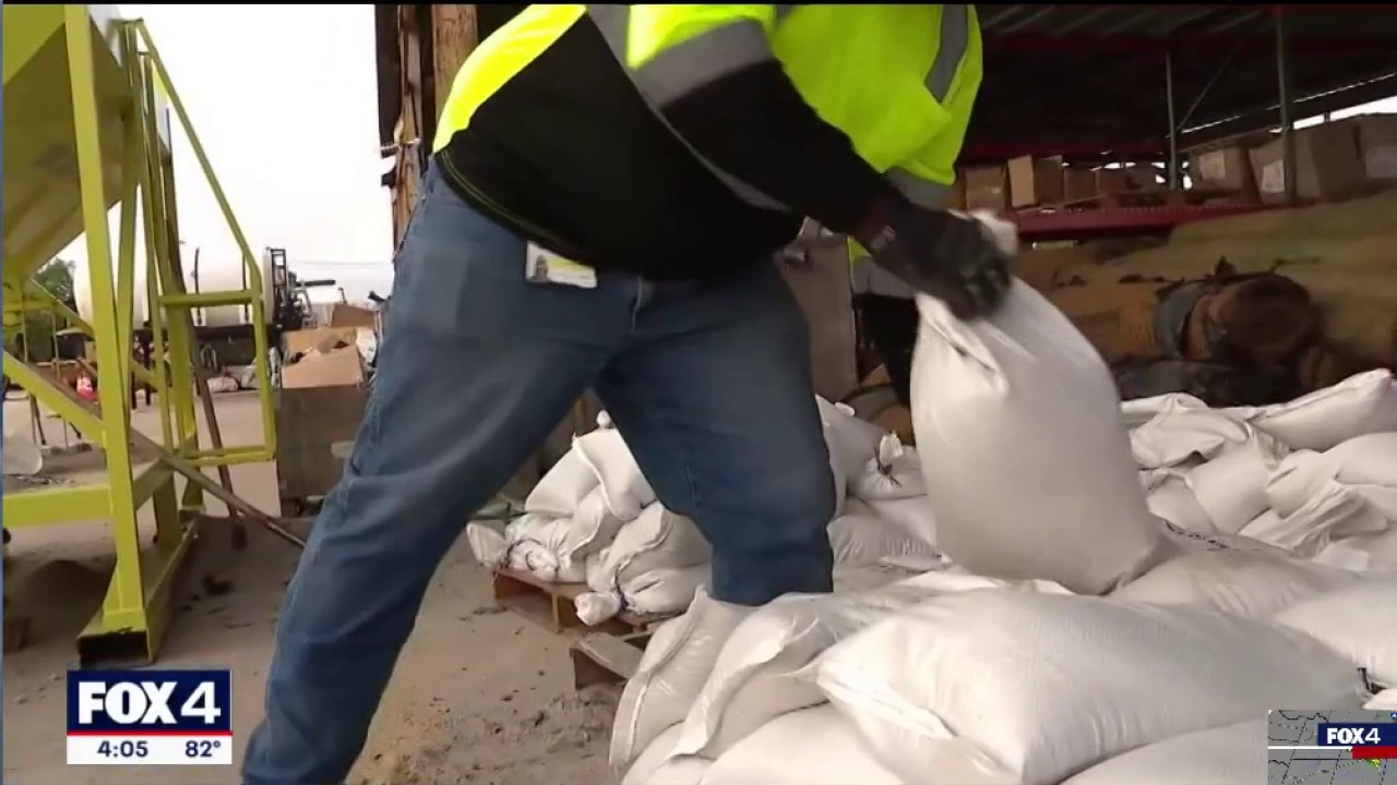 Fort Worth distributes sandbags ahead of storms