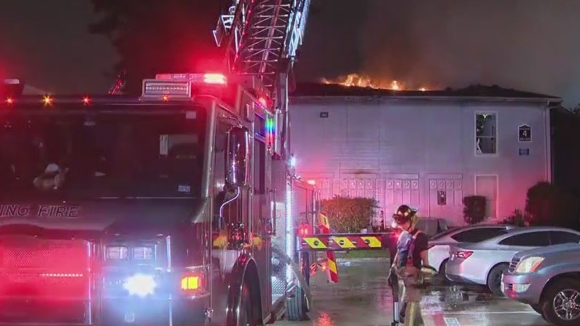 One dead in northwest Harris County apartment fire