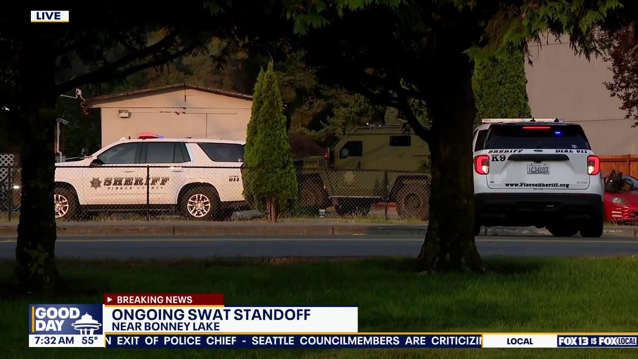 Suspect in custody after SWAT standoff near Bonney Lake, WA