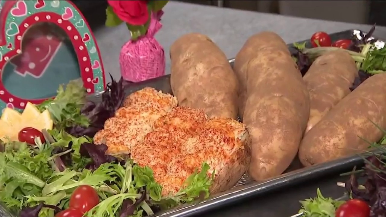 Baked potatoes at Bunzel's