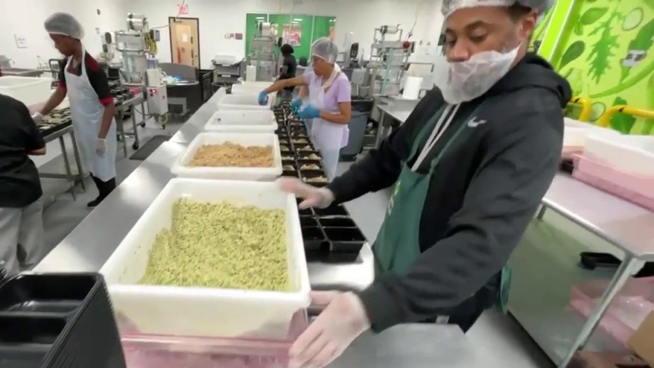Open Hand Atlanta hosts 'Food as Medicine' cooking event