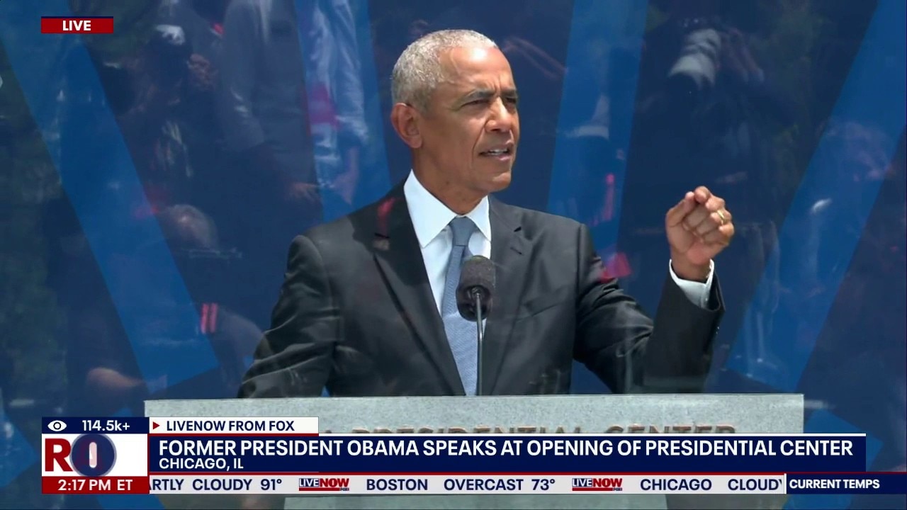 Barack Obama speaks at Presidential Center opening