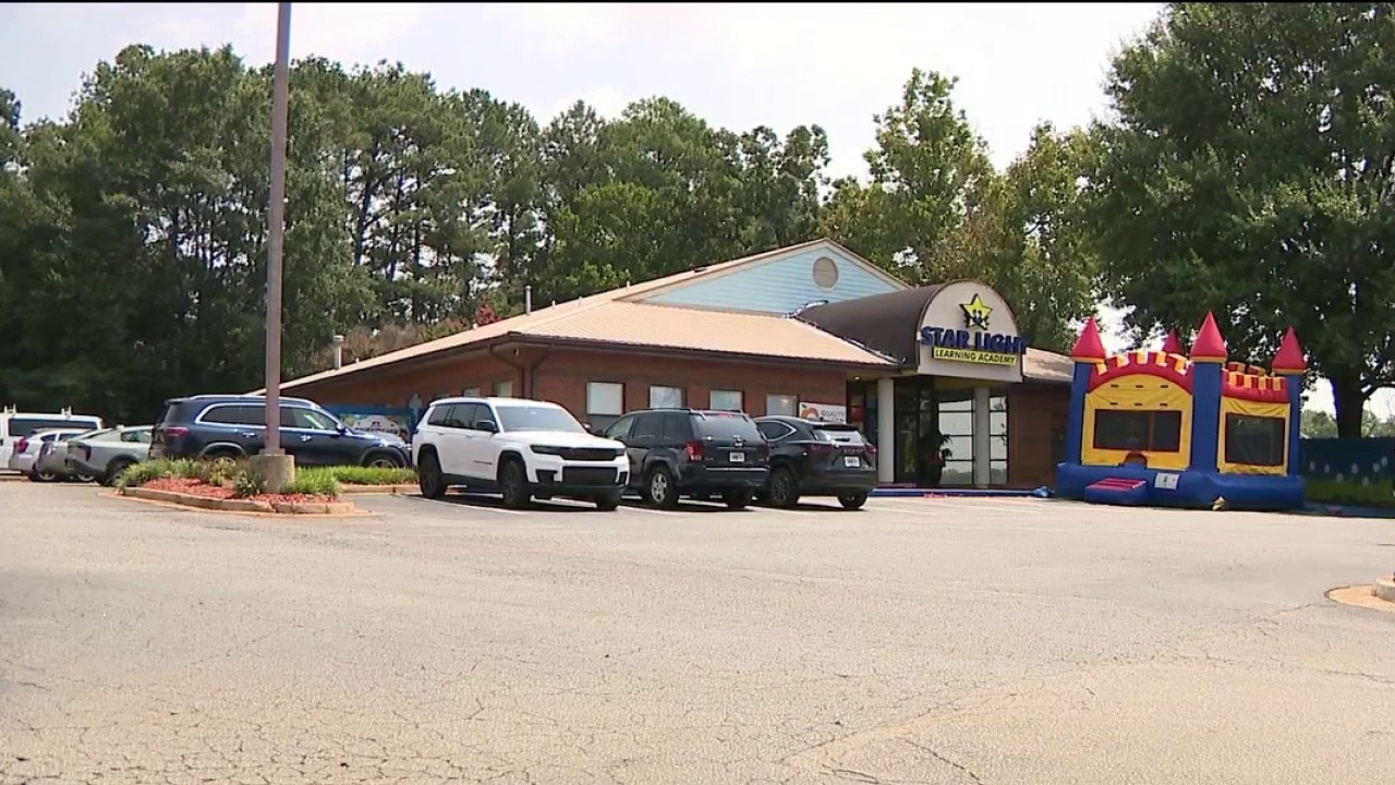 Gwinnett mother charged after boy dies in hot car