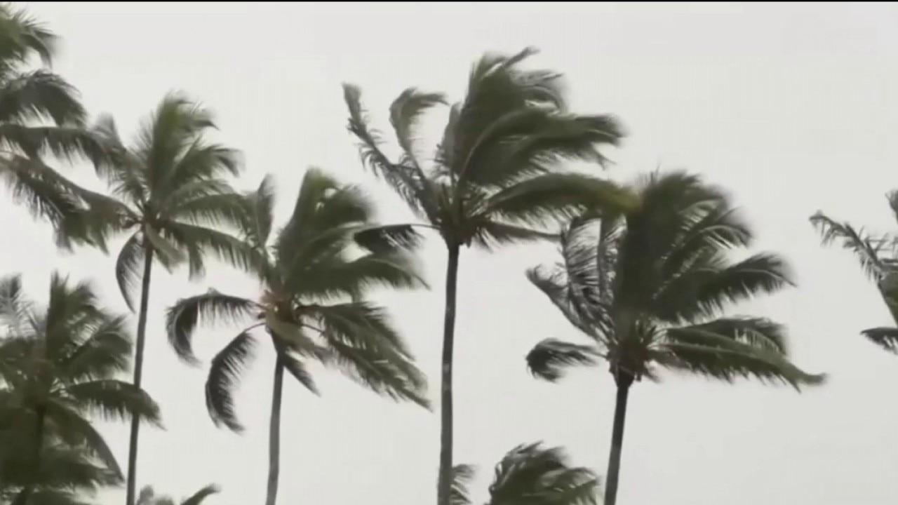 Hawaii braces for Tropical Storm Moke, just 1 week after Hurricane Lala