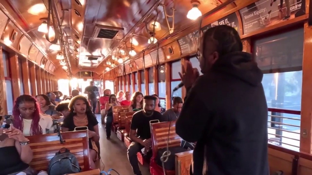 Streetcar brings live music