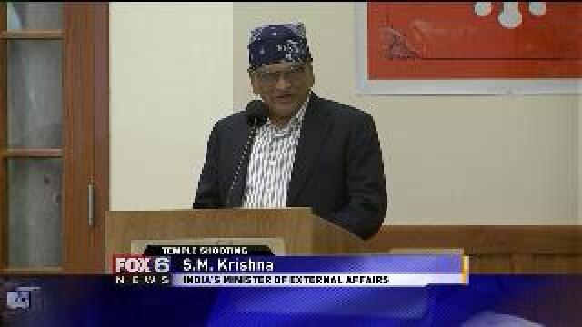 Indian dignitaries visit Sikh Temple in Oak Creek