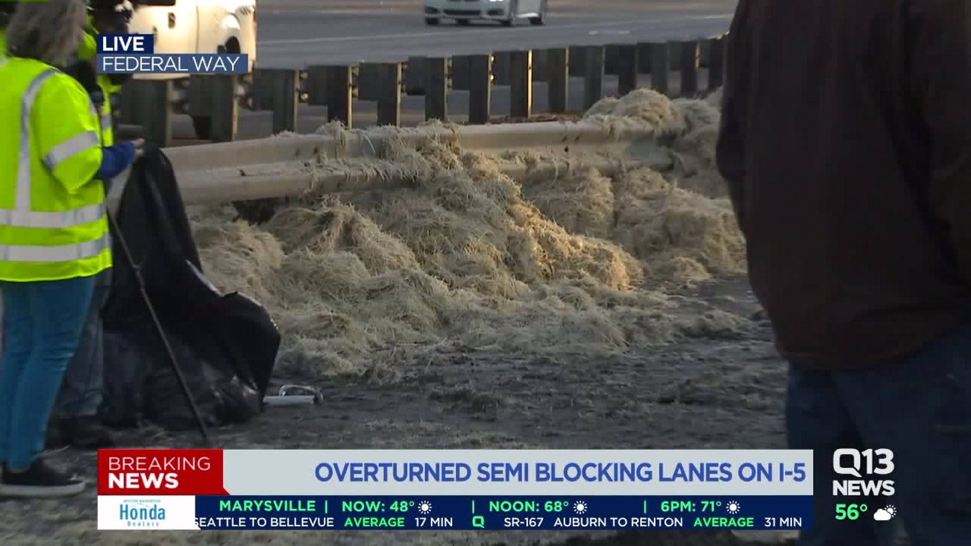 40,000 pounds of chicken feathers spill onto I-5