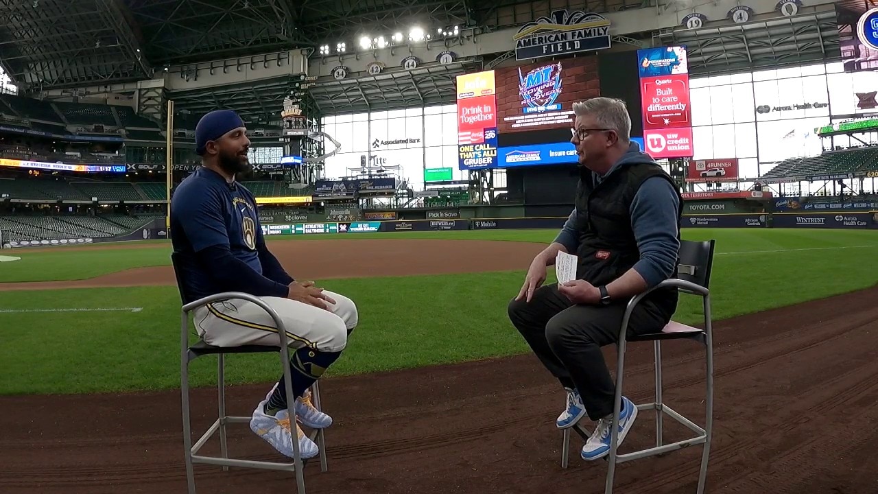 Brewers' Grant Anderson fields 6-pack of fan questions