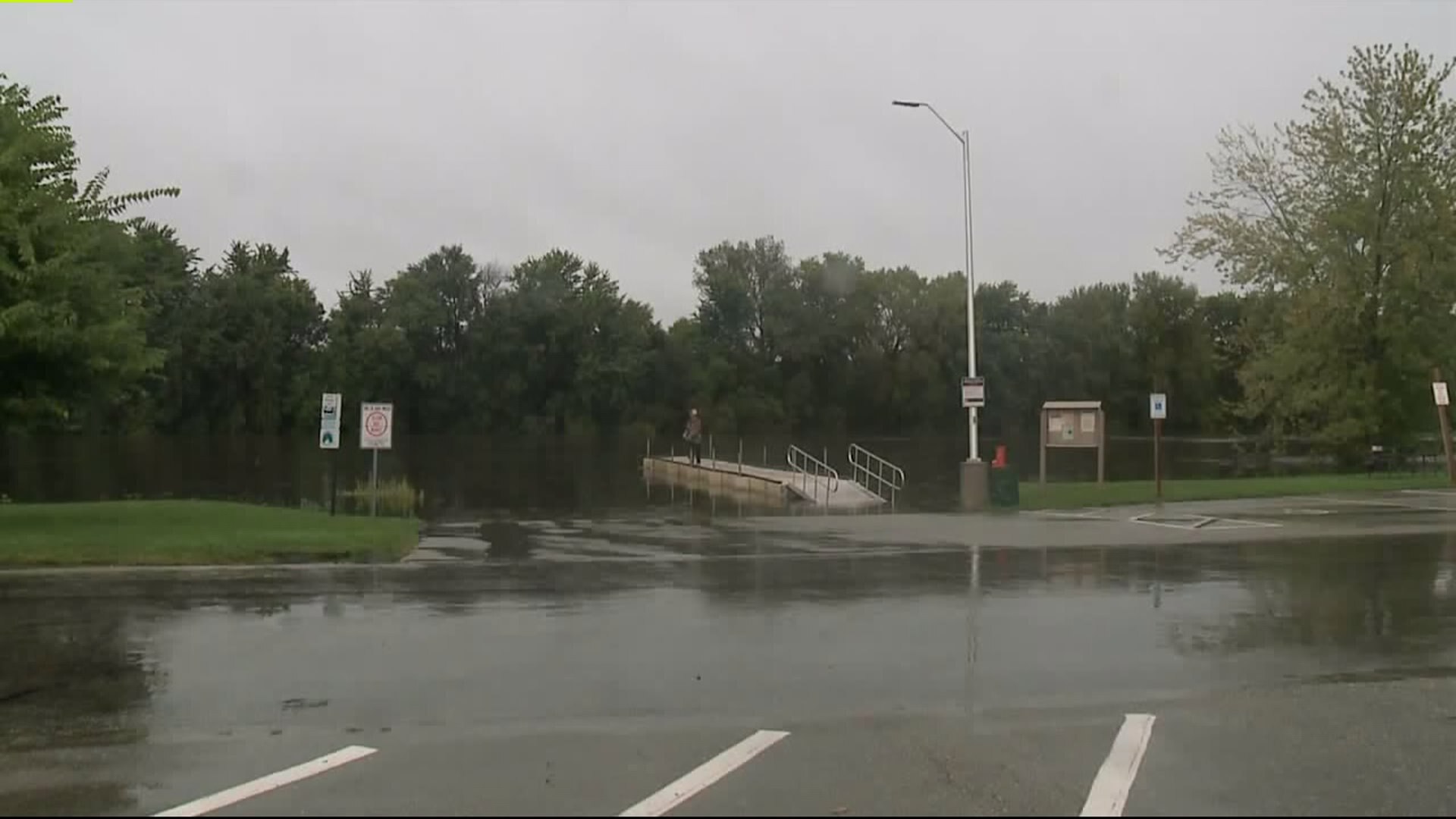 Jefferson rivers expected to crest above flood stage by early Tuesday