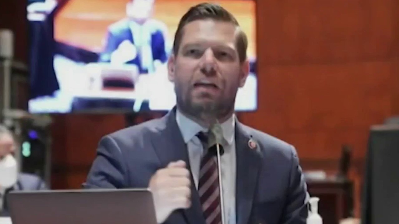 Rep. Eric Swalwell announces resignation from Congress amid sexual assault allegations