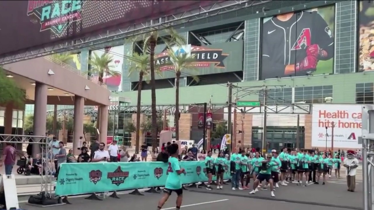 Phoenix runners gather at Chase Field for Diamondbacks 5K race against cancer