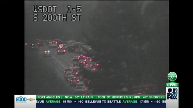3-car crash creates huge backup on NB I-5
