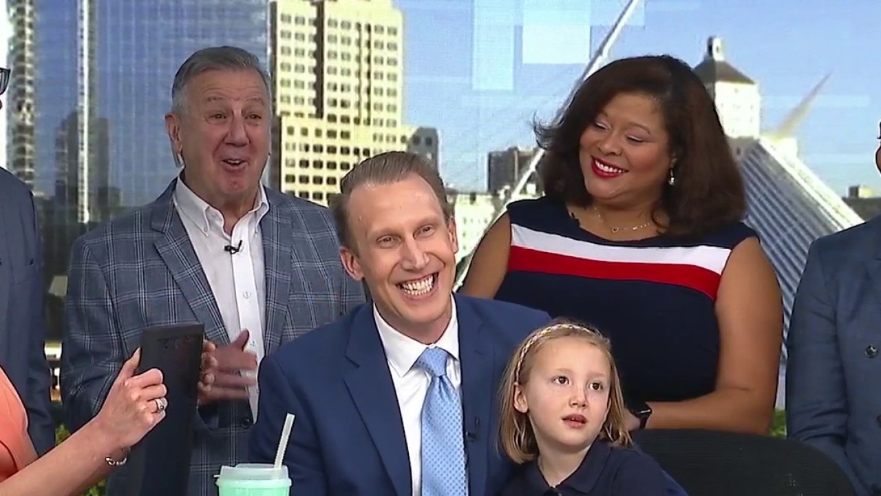 FOX6 News Anchor Carl Deffenbaugh says goodbye after 10 years