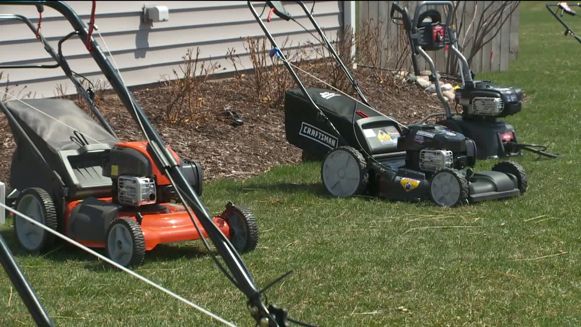 Briggs & Stratton summer products