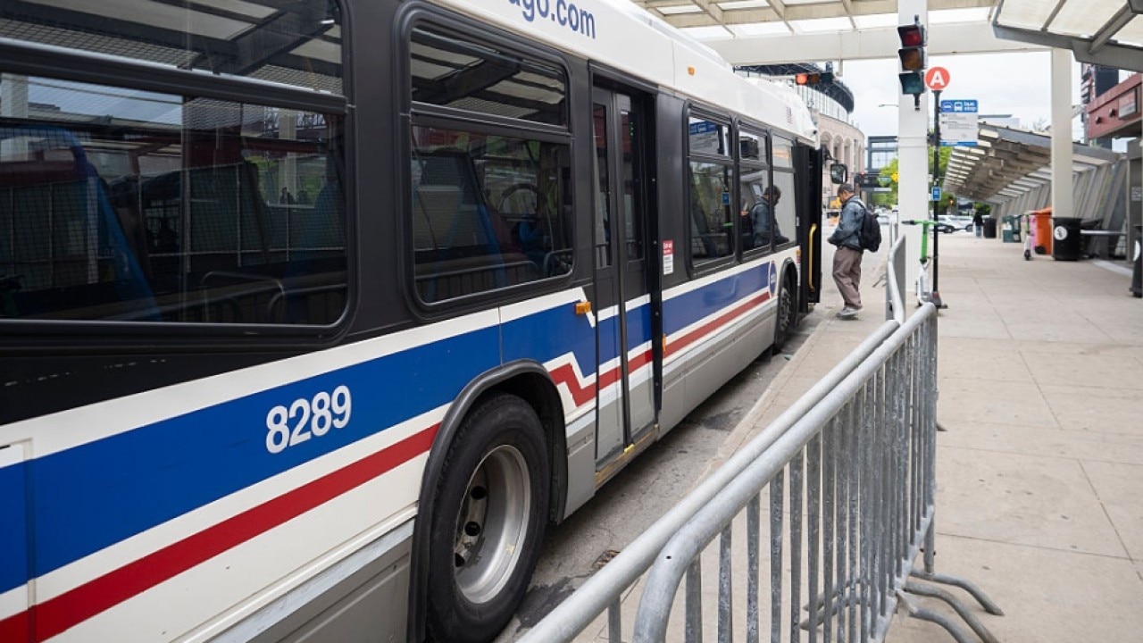 Violence interrupters call for more CTA outreach after bus kidnapping | ChicagoLIVE