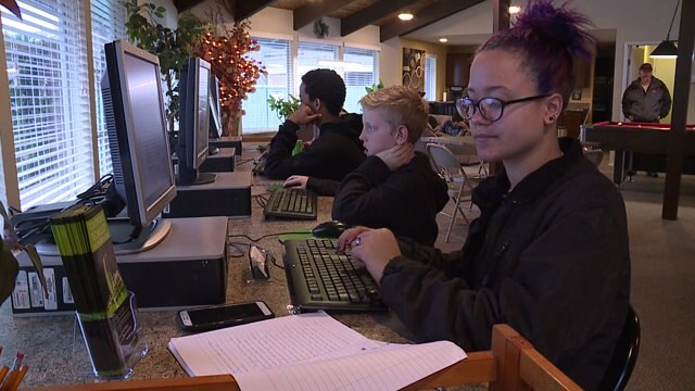Apartment Manager Creates Student Computer Lab