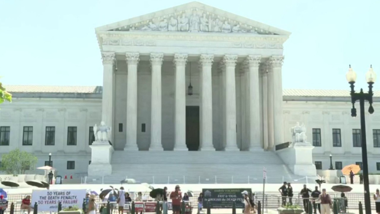 Supreme Court deals blow to Trump as limits on birthright citizenship struck down