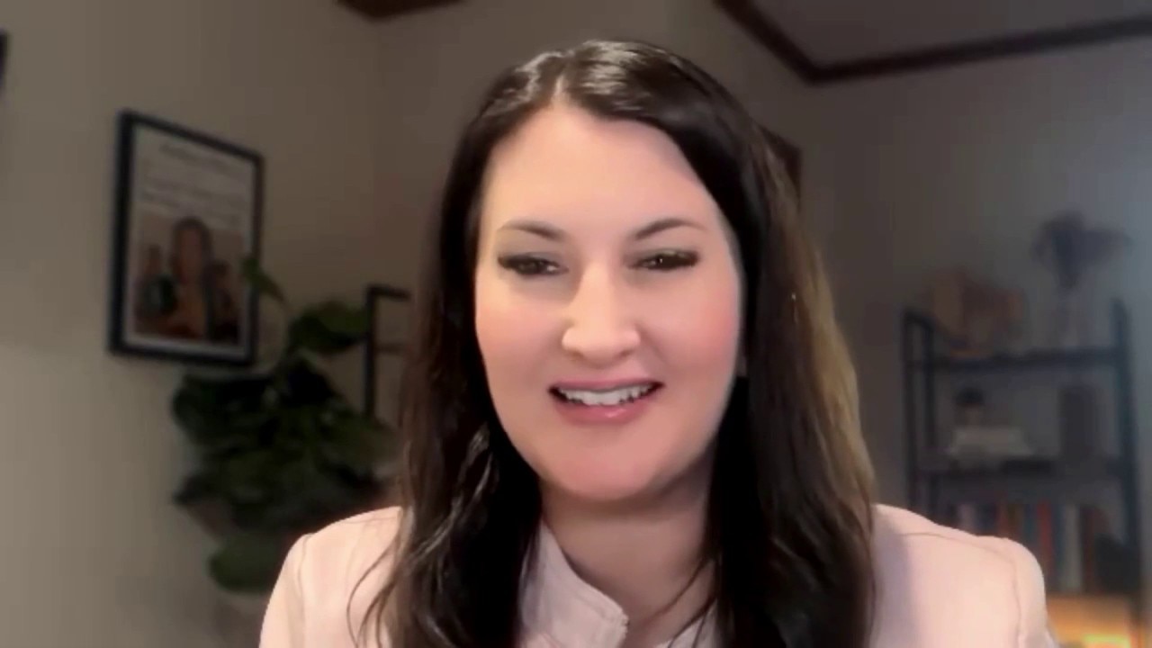 Writing Your Story with Expert Lauren Cobello