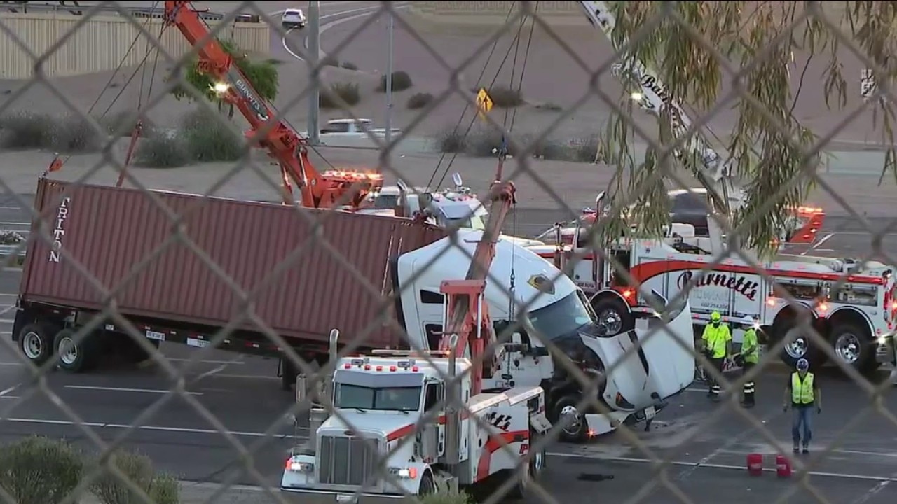 Crash prompts closure on I-10 near Mini Stack