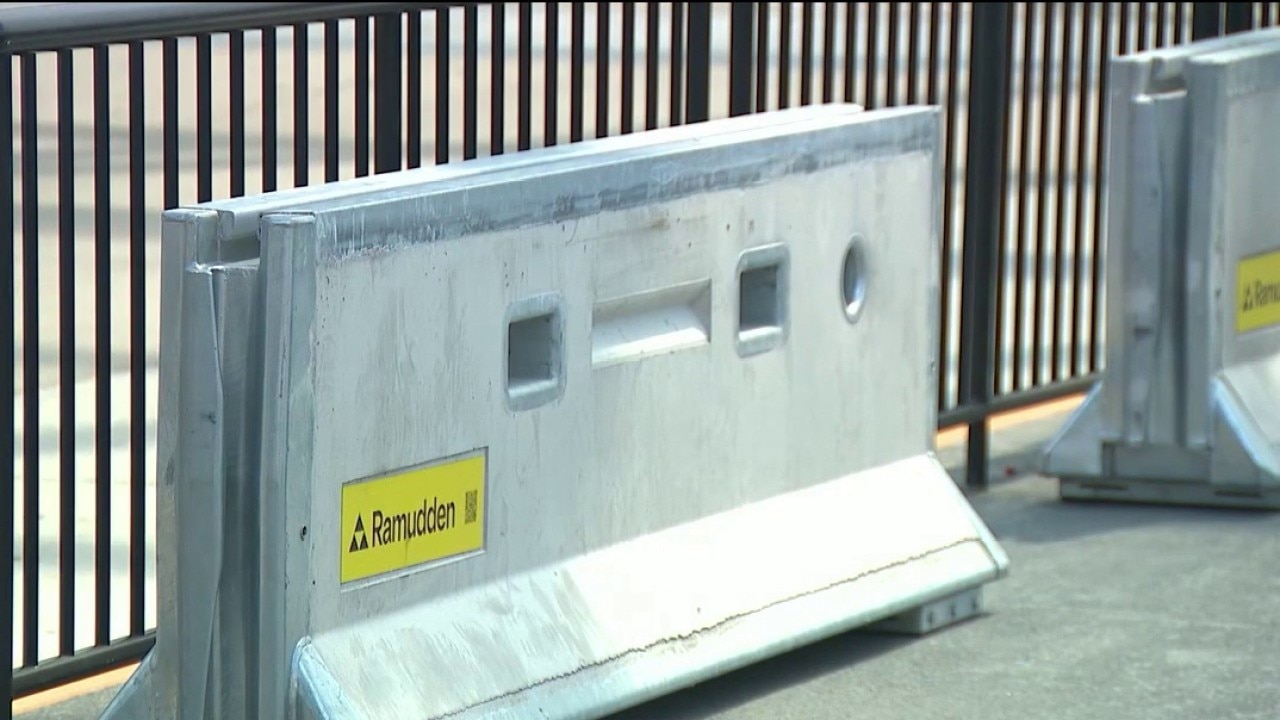 Atlanta airport installs new safety barriers