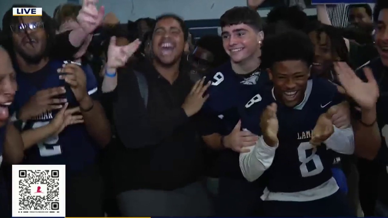 Lamar Consolidated excited for 'Battle of the Berg' | Friday Football Fever