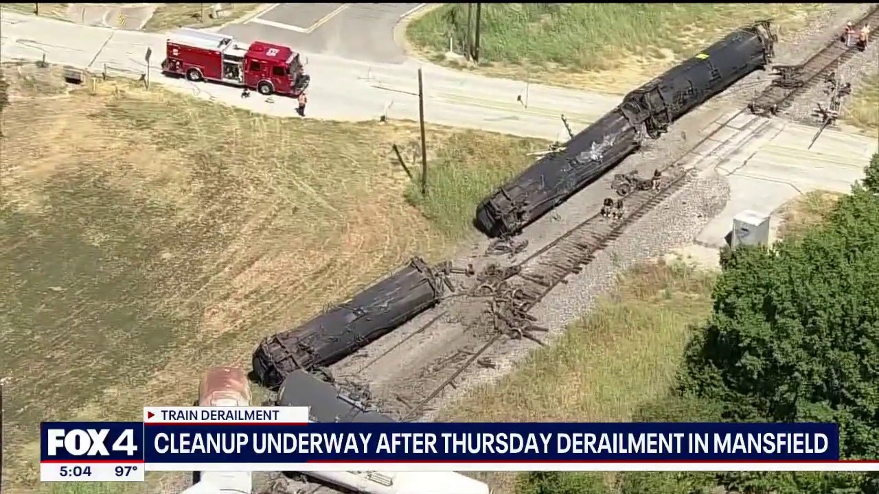 Work continues on Mansfield derailed train cleanup