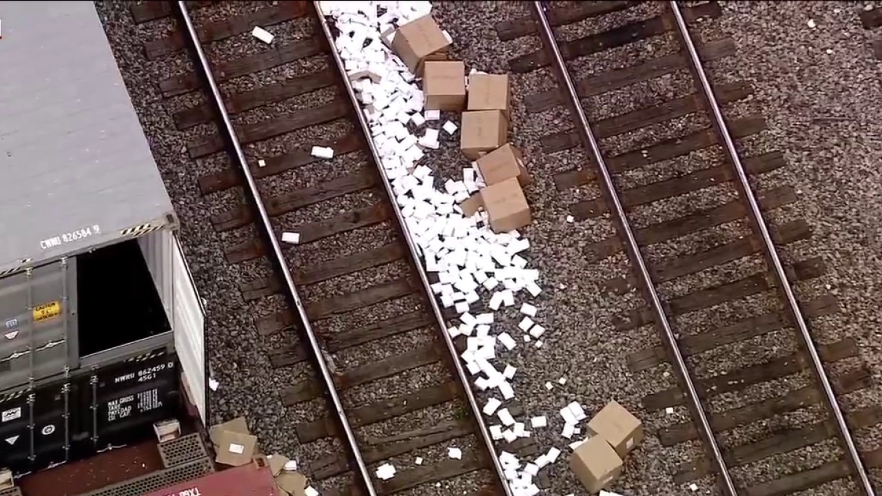 Chicago police investigate freight train burglary