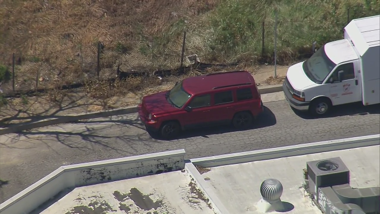 Body found in SUV in Burbank