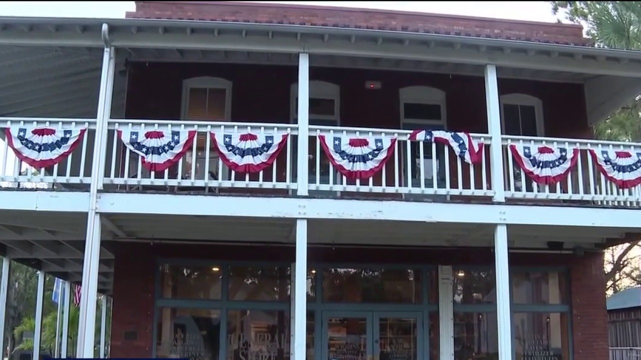 Manatee Village Historical Park