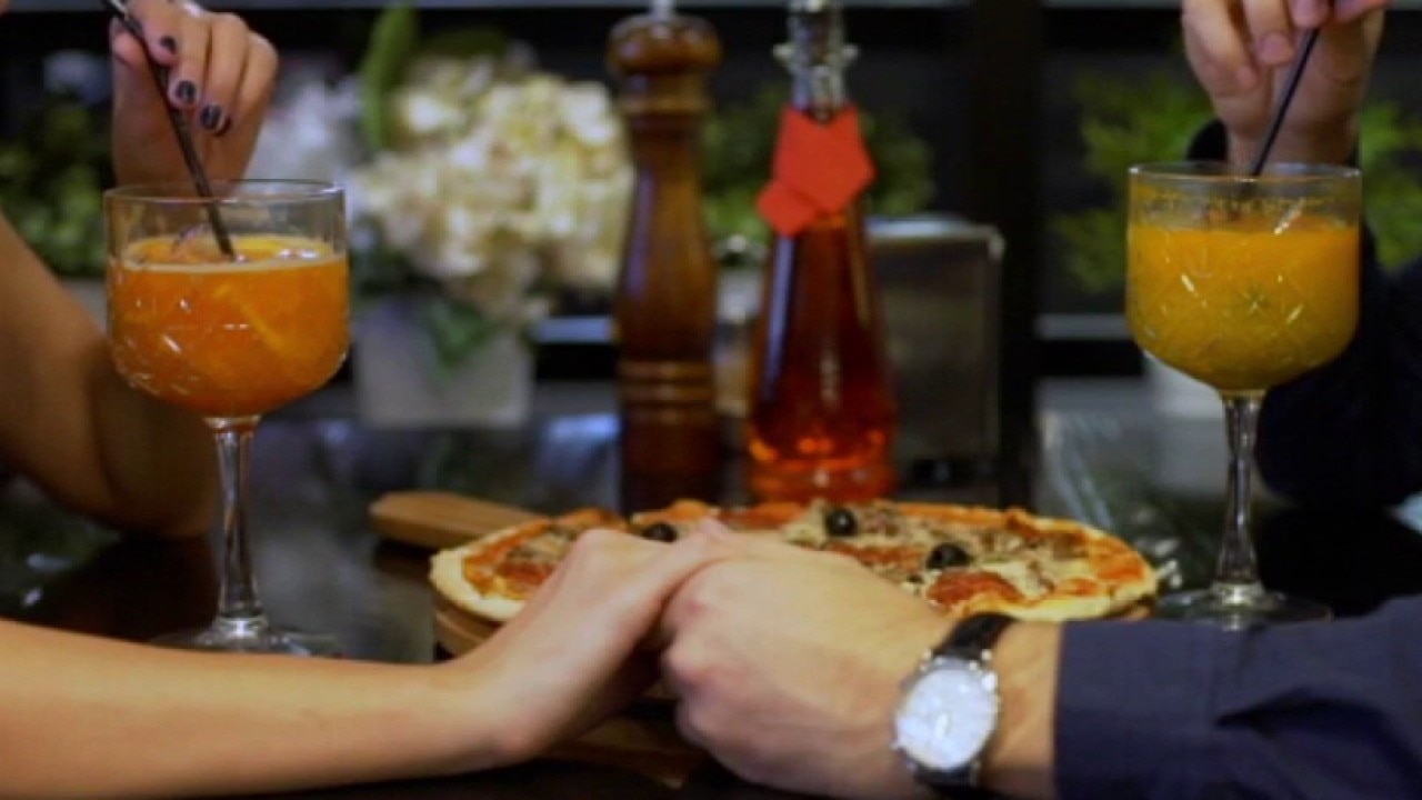 The rise of 'infladating': How inflation is changing the dating game