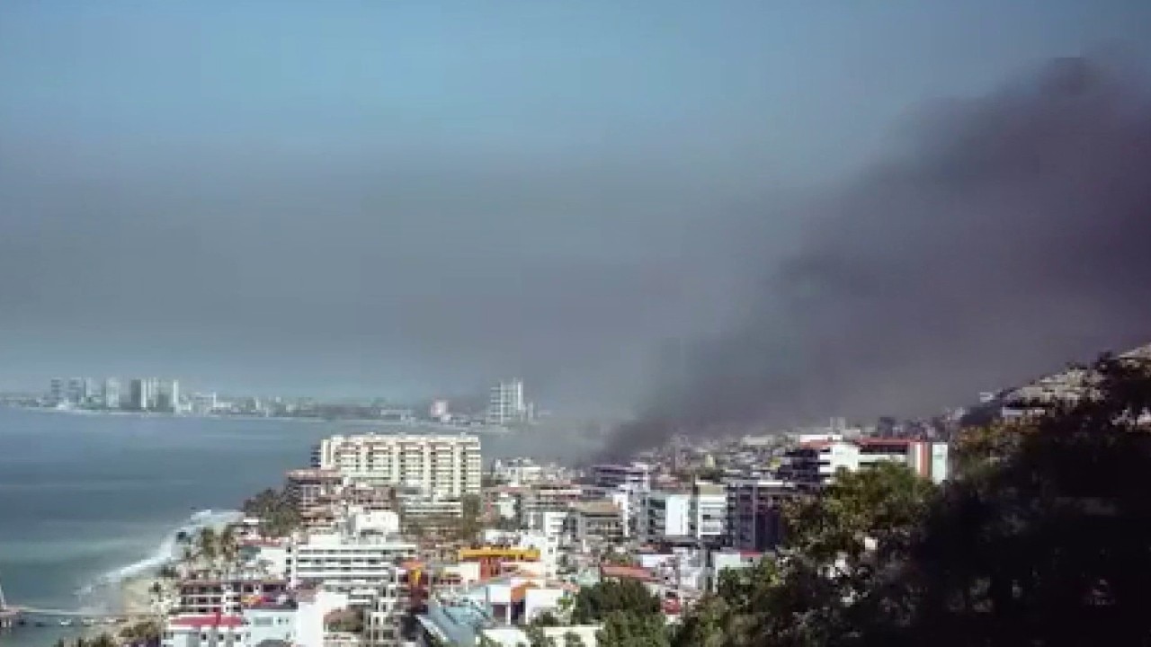 Violence in Mexico disrupting travel, canceling flights