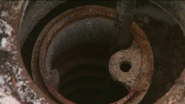 Concerns continue as city leaders meet to discuss Milwaukee's lead pipe problem