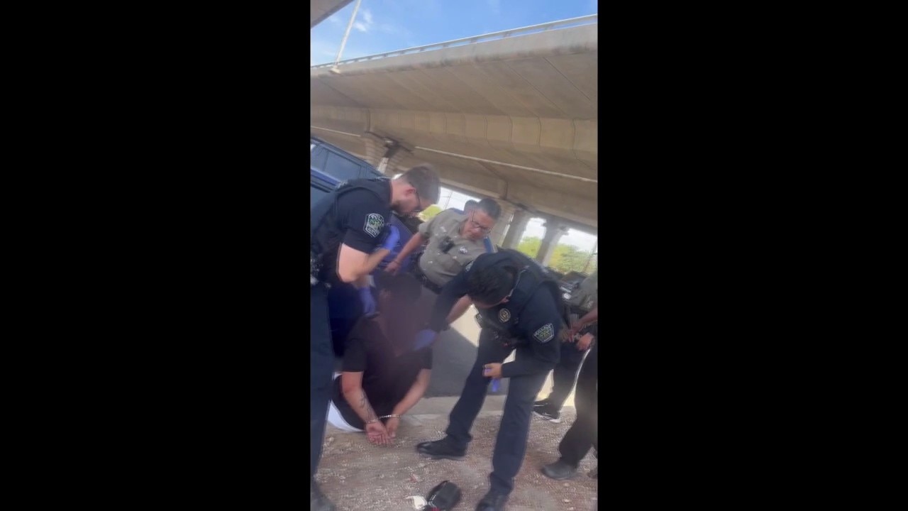FULL VIDEO: Man shot by ICE agent in North Austin
