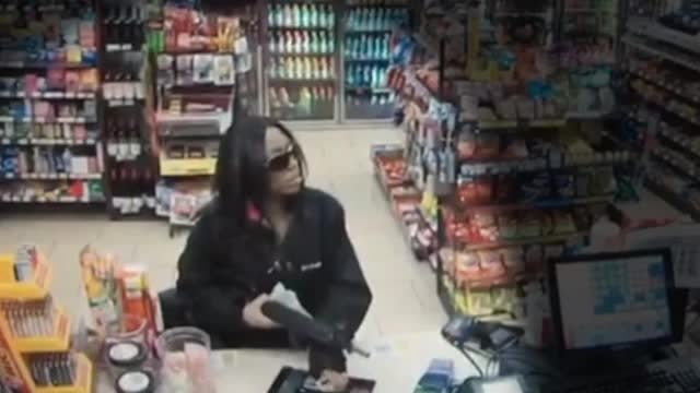 Woman robs Tukwila convenience store with AR-15 style rifle