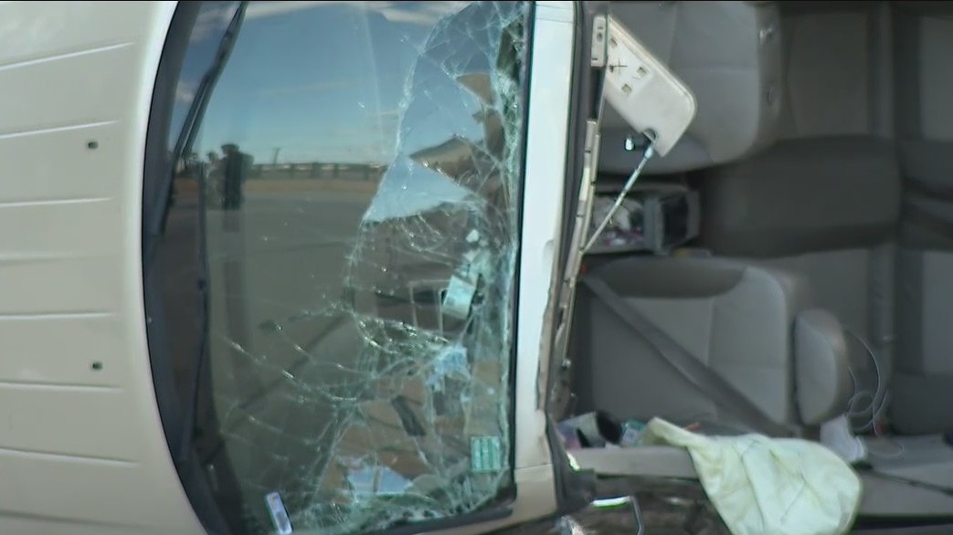 Milwaukee rollover crash after shooting