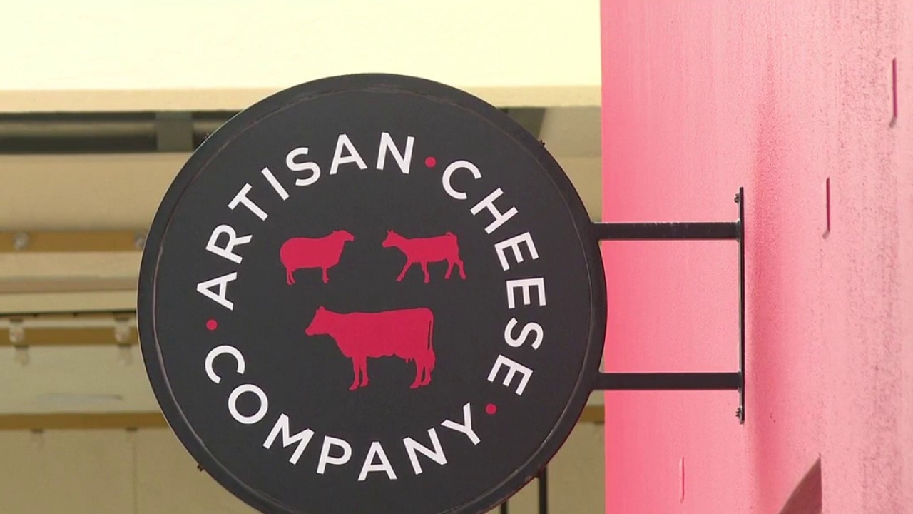 Economy forces businesses to close