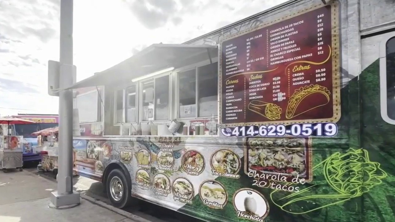 Milwaukee food truck hours; lawsuit filed to block curfew
