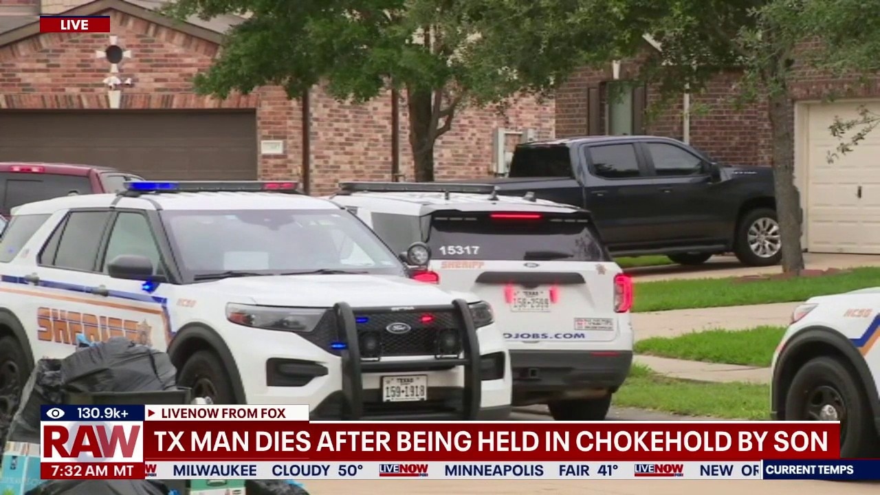 Texas man dies after held in chokehold by son
