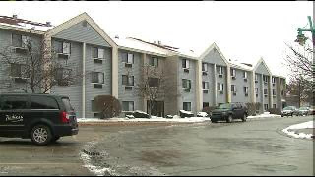 Man in custody after tactical situation near Racine hotel
