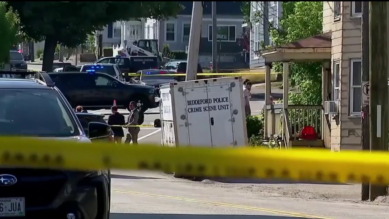 Deadly ICE shooting in Maine: Protesters gather