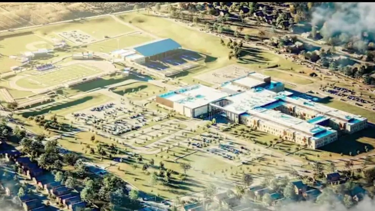 New Del Valle ISD high school opening stalled