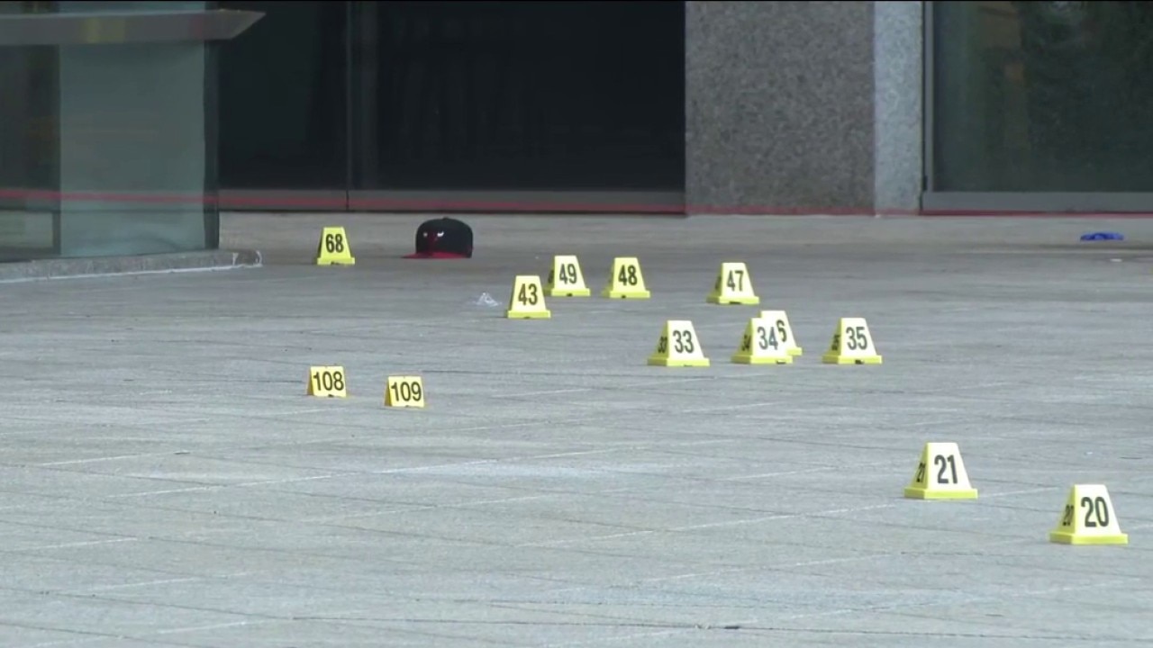 Chicago crime: Man killed in River North shooting