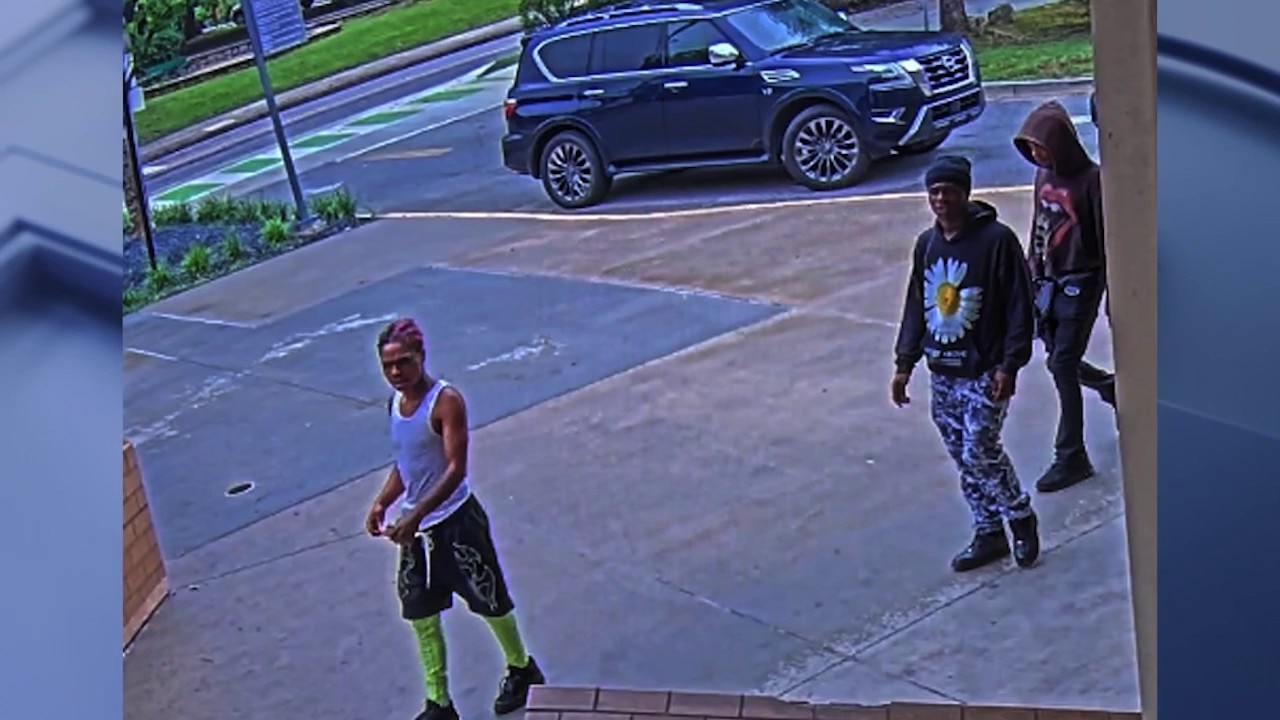 Atlanta police hunt group behind street shooting