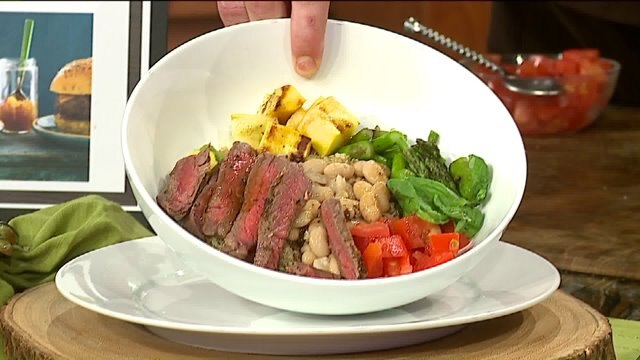 This salad will fill you up! See how to make a Farmer`s Market Steak Salad