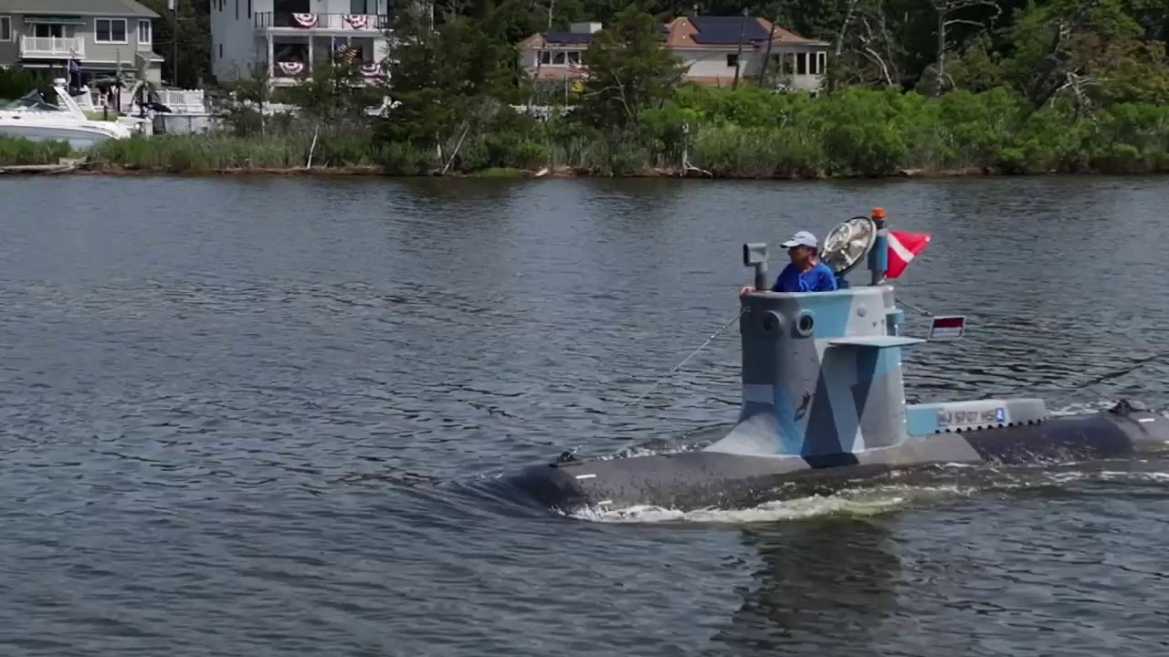 THE 215: Homemade Submarine, Infant Swimming, Sea to Table Oysters, City Boat Life